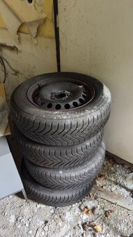 Plechová kola 5×112 se zimními pneu 195/65 R15 – VW, Skoda, - 4