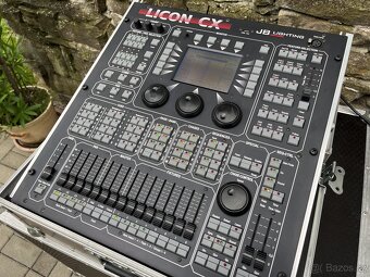 JB Lightning Licon CX + case - 4