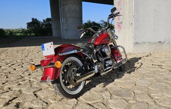 Harley-Davidson FLSTC Heritage Softail Classic, model 1998 - 4