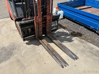 Vysokozdvižný vozík čelní Linde H300 - 4