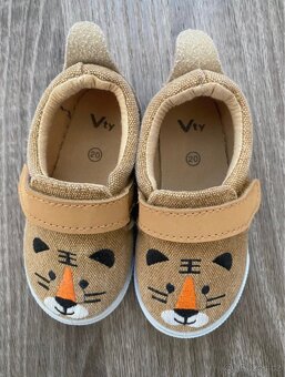 Chlapecké přezůvky Vty vel.20 - 4