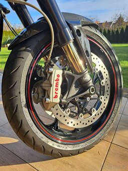 Triumph Speed Triple 1050 RS - 4