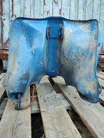 Nádrž sedlo Aprilia Tuareg Dakar stavba - 4