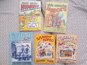 Různé komiksy a knihy - 4