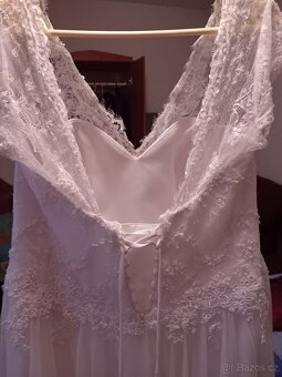 Prodám 3x šaty a 2x páry bot (svatební a plesové) + doplňky - 4