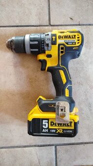 Nova Aku příklepová vrtačka DeWalt DCD796P2 - 4