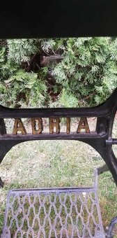 Šicí stroj ADRIA - 4