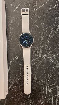 Samsung Galaxy Watch 4 chytré hodinky - 4