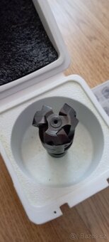 Fréza Hitachi 35mm - 4