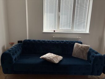 Rozkládací sedačka s křeslem. - 4