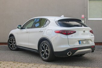 Alfa Romeo Stelvio 2.2 JTD AWD A/T - 4