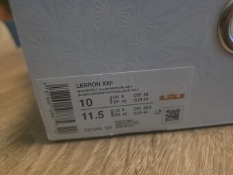 Nike LEBRON XXII - 4