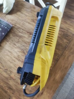 Elektrický kompresor POWERPLUS POWX1706 - 4