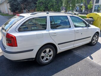 Škoda Octavia 1.6 LPG - 4