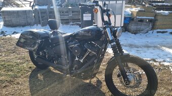 Harley-Davidson Street Bob - 4