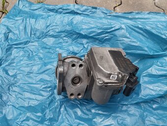 Stop klapka a EGR ventil pro motor 1.9tdi 77kw bxe - 4