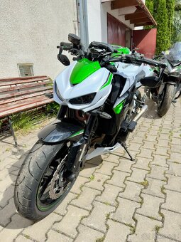 Kawasaki z 1000 - 4