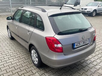 Škoda Fabia II combi 1.2i Ambiente klimatizace - 4
