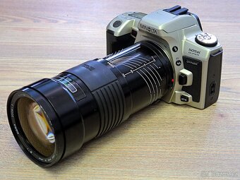 Analog Minolta Dynax 505 si super + Sigma 28-210 - 4