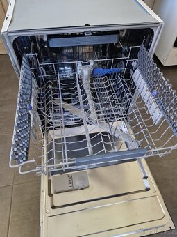 Myčka Beko 60cm - 4
