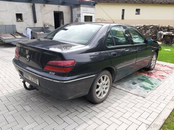 Peugeot 406 200 HDi havarovaný - 4
