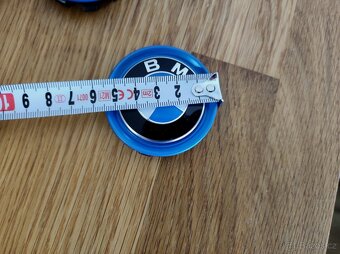 BMW i3s i3 i8 Originální středové pokličky krytky kol 55 mm - 4