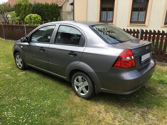 Chevrolet Aveo 1.4 sedan, benzín – 1. majitel, jen 85 000 km - 4