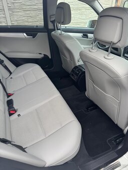 Prodám Mercedes-Benz v 200 Avantgarde - 4