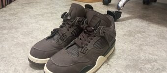Jordan 4 - 4