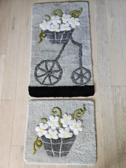 Koupelnová luxusní předložka nová, pratelná šedá bílé květy, - 4