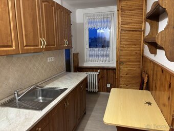 Pronájem bytu 2+1 v Pelhřimově - 4