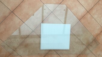 Skleněný konferenční stůl - 4