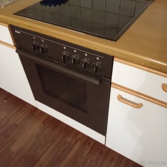 Kuchyňská linka se spotřebiči - 4