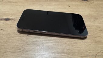 Apple iPhone 14 Pro 128GB, příslušenství, 8990Kč - 4