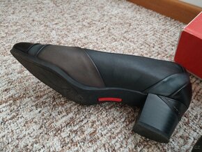 Nádherné kožené lodičky - 4