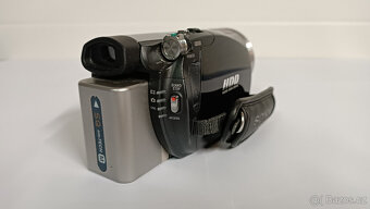 Digitální harddisková videokamera SONY HDR-SR1 - 4