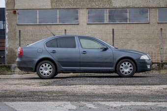 Škoda Octavia 2 z roku 2007 - 4