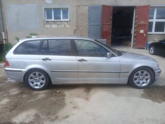 BMW E46 320d manuál - 4