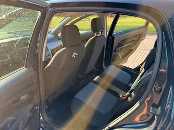 Fiat Grande Punto - 4