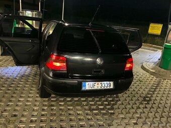 Golf 4 - 4