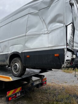 Iveco Daily 35S18 r.v. 2020 najeto 130000 km - 4