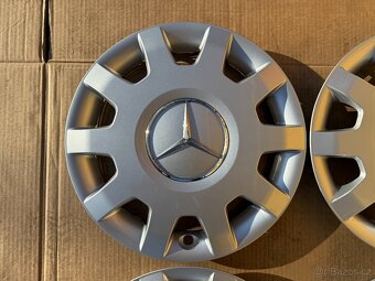 Originální poklice kryty kol Mercedes 15" (A1694010824) - 4