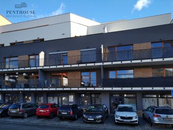 Nadstandardní 3kk 96m2 + 30m2 terasa, centrum, výhled na UH - 4