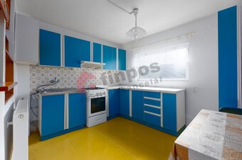Prodej rodinného domu 4+kk s vedlejší stavbou a garáží v ob - 4