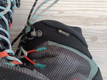 La Sportiva Aequilibrium Hike GTX - 4