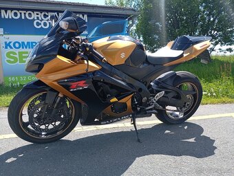 Suzuki GSX-R 1000 K8 - 4
