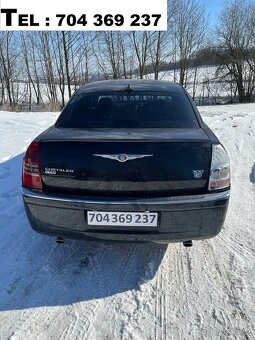 // CHRYSLER 300C SEDAN 3.0 CRD 2007 // DÍLY - 4