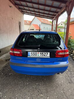 Volvo v40 - 4