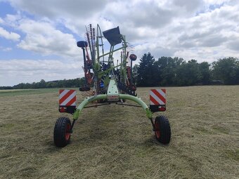 Shrnovač píce Claas LINER 1650 Twin - 4