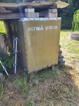 Nádrže na vodu zdarma za odvoz - 4